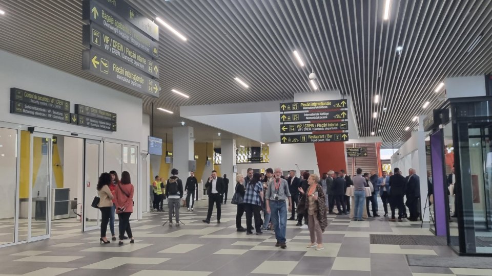 Peste 20.000 de pasageri au trecut anul acesta prin porțile Aeroportul Internațional Brașov-Ghimbav