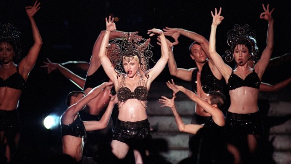 Madonna va susţine un mega-concert gratuit la Copacabana din Rio de Janeiro