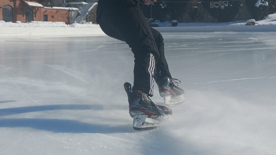 Proiectul patinoarului oferit gratis de Ion Țiriac a fost dezbătut timp de trei ore, înainte să fie amânat