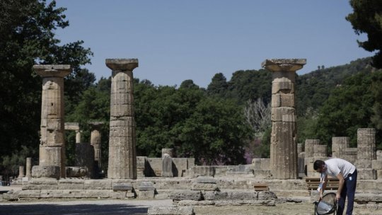 Astăzi va fi aprinsă Flacăra Olimpică