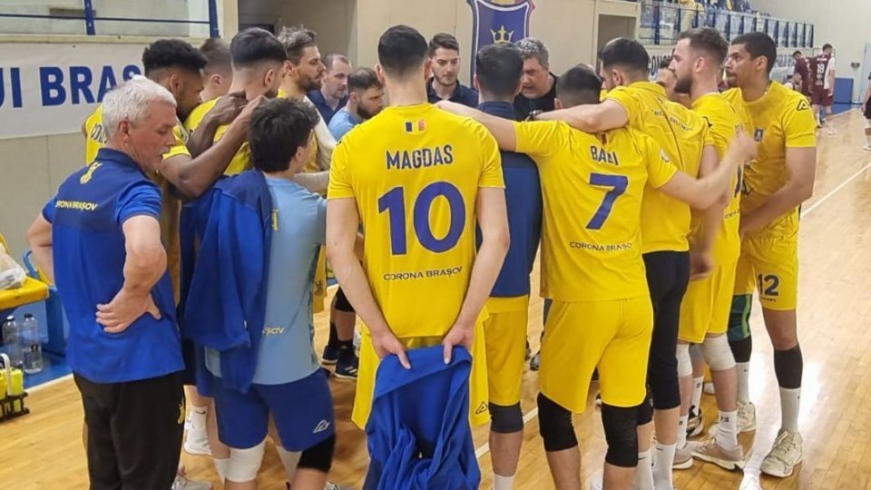4 voleibaliști de la Corona Brașov au fost convocați la lotul național