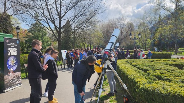Observații solare gratuite în parcul Nicolae Titulescu