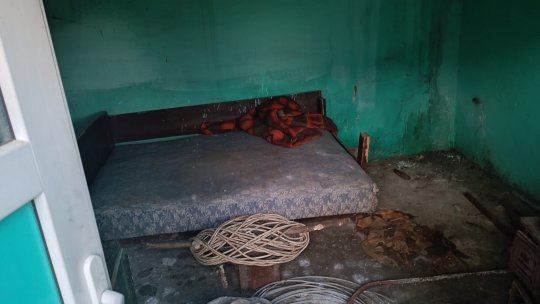 Minor agresat și obligat la muncă în condiții deosebit de grele la o stână din județ