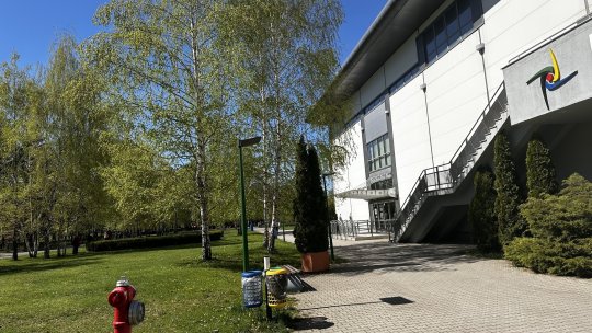 Ecran gigant în Parcul Tractorul