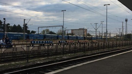 A început demolarea chioșcurilor din fața Gării Brașov