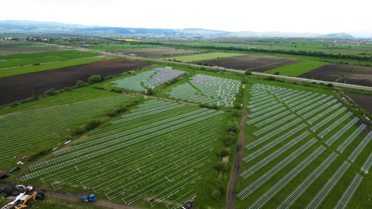 GALERIE FOTO Parcul fotovoltaic de la Stupini, aproape gata