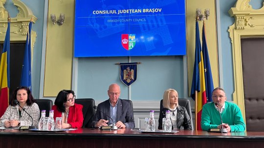 Familiile în care sunt copii cu nevoi speciale, invitate la „Galeria Terapiilor”