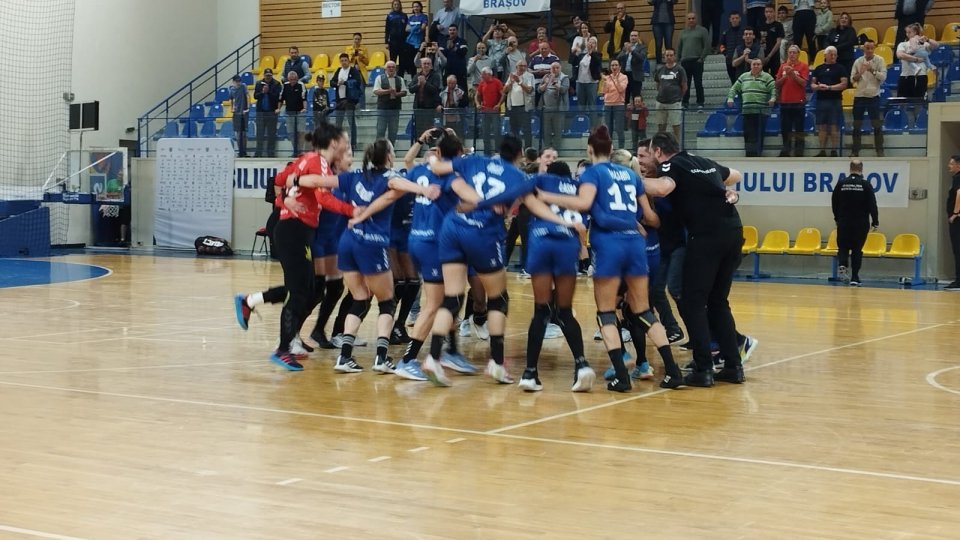 Handbal feminin. Corona Brașov, victorie cu Gloria Bistrița