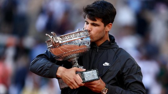 Carlos Alcaraz s-a impus la Roland Garros