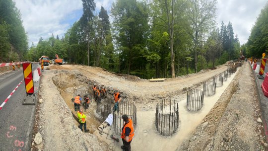 Lucrările de consolidare la drumul spre Poiana Brașov au fost finalizate după doi ani