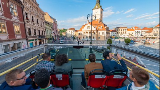 RAT Brașov scoate pe traseu autobuzul turistic supraetajat