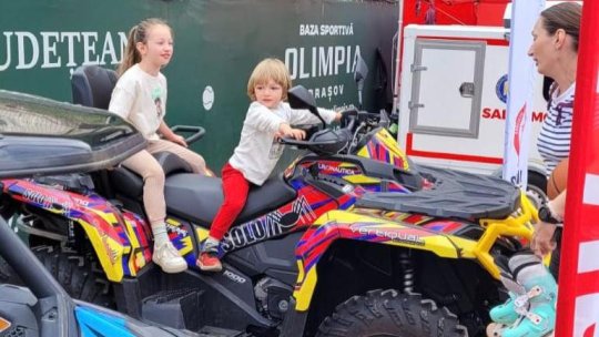 De ziua lor, copiii au avut parte de aventuri alături de Salvamont Braşov