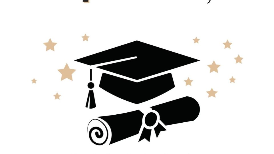 Surori gemene, șefele de promoție 2024 ale Facultății de Matematică și Informatică din cadrul Universității Transilvania