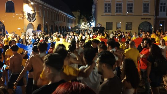 VIDEO Bucuria fanilor brașoveni după calificarea României în optimile EURO 2024