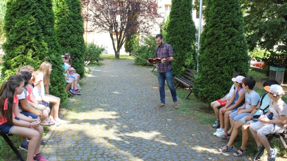 Vacanța artelor la muzeu
