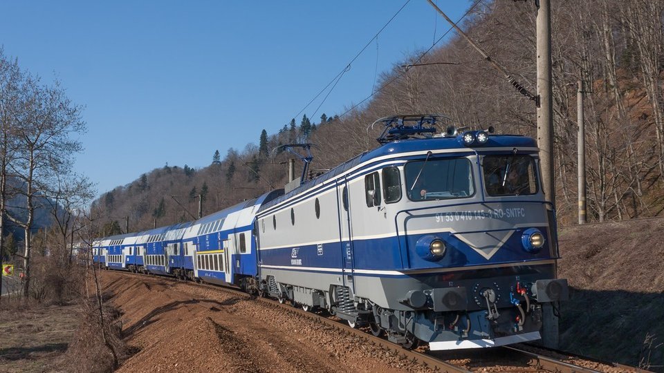 Vagon deraiat între Rupea și Racoș. Trafic feroviar blocat