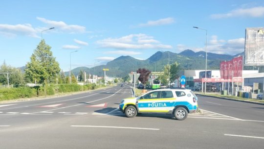 Polițiștii rutieri acționează pentru a asigura fluența traficului pe DN1
