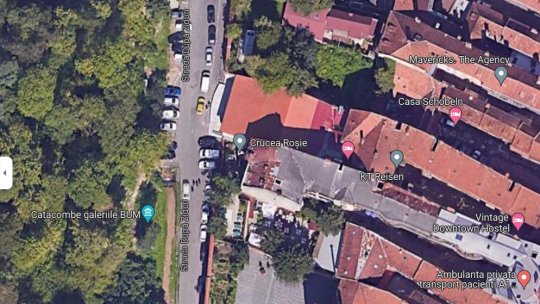 Barieră După Ziduri, pentru a nu mai fi parcate mașini în zonă