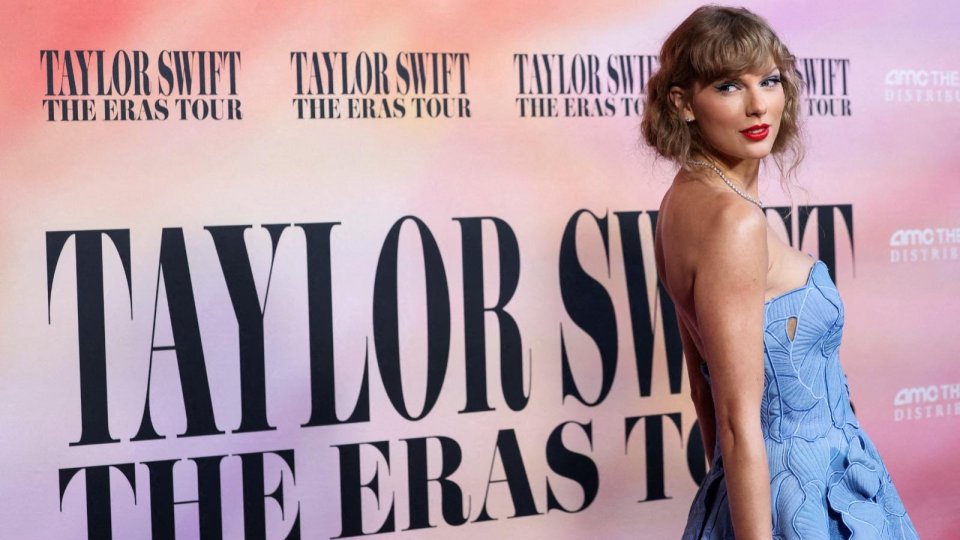 Poliţia germană a reţinut un american suspectat de hărţuirea lui Taylor Swift