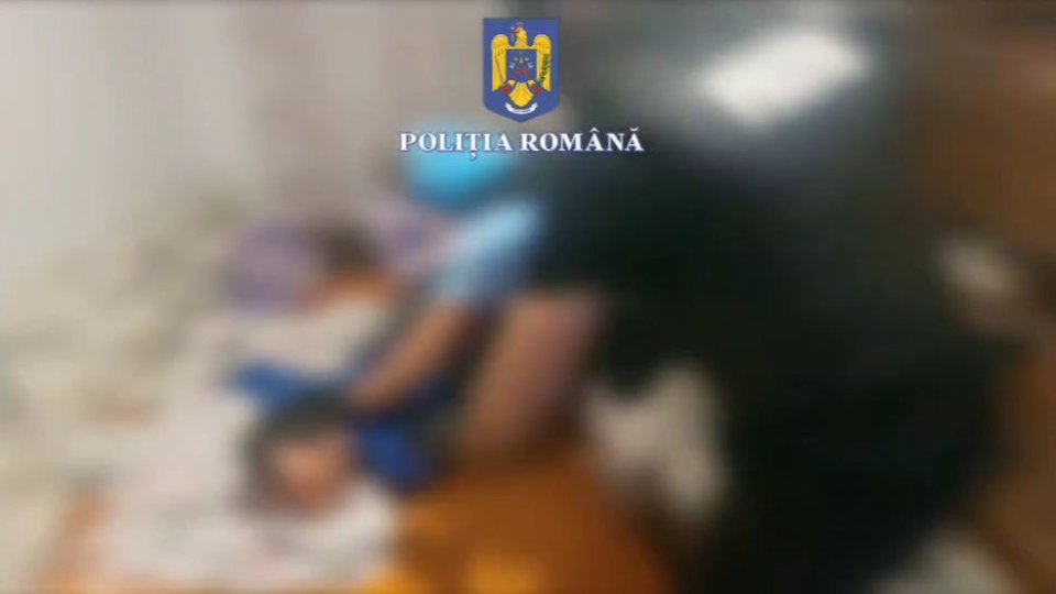 VIDEO Intervenție de urgență a polițiștilor și paramedicilor