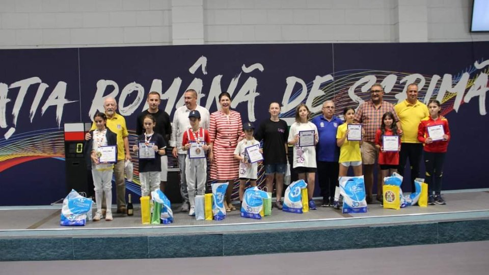 Medalie de aur pentru floretista Amalia Sidoreac, de la Corona Brașov