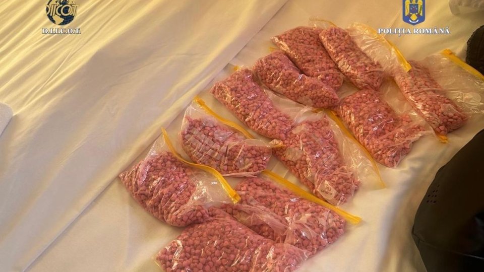 Peste 21.000 de comprimate ecstasy găsite în municipiul Brașov
