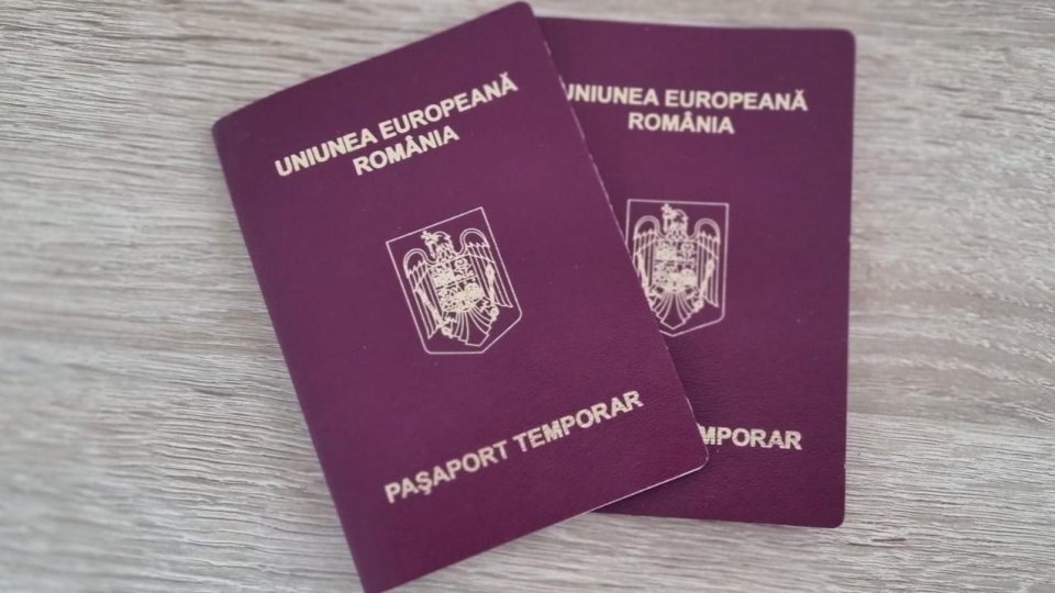 Cei peste un milion de români care trăiesc în Spania vor putea obţine dubla cetăţenie