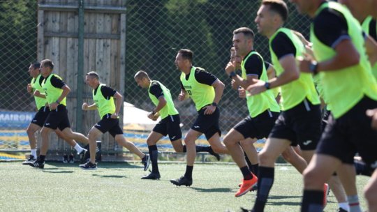 Arbitrii din Superligă se pregătesc la Cheile Grădiștei