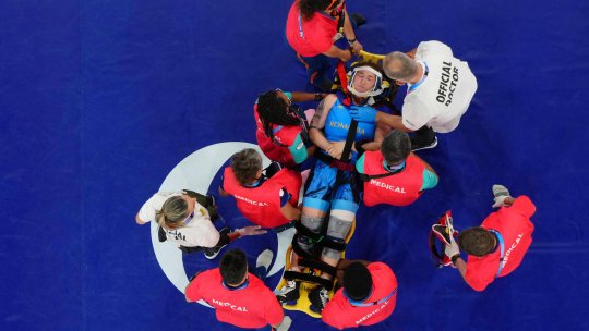 PARIS 2024 - Lupte: Cătălina Axente a plecat din arenă cu salvarea