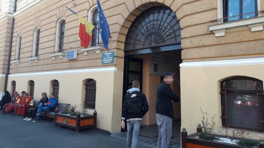 Program special zilele acestea la Serviciul de Stare Civilă