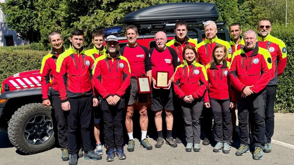 Radu Bunea, membru al formației Salvamont Victoria din cadrul Serviciului Public Județean Salvamont - Salvaspeo Brașov, și-a încheiat activitatea profesională