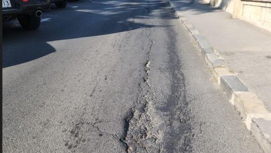 Accesul pe strada Castelului va fi restricționat în anumite intervale orare