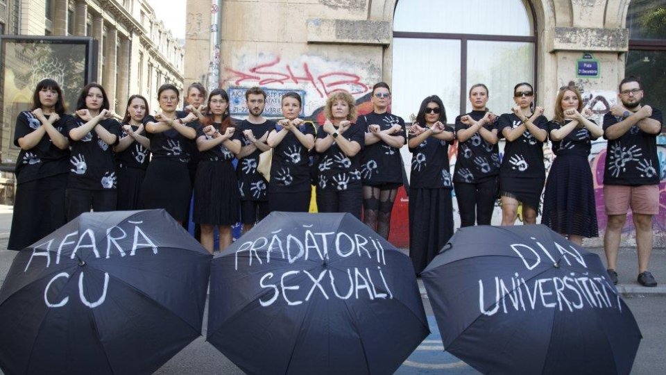 „Afară cu prădătorii sexuali din Universităţi!”