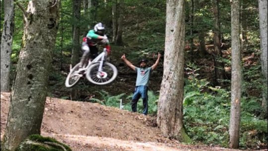 Echipele Salvamont Brașov, prezente la Campionatul Național de Mountain Bike 2024