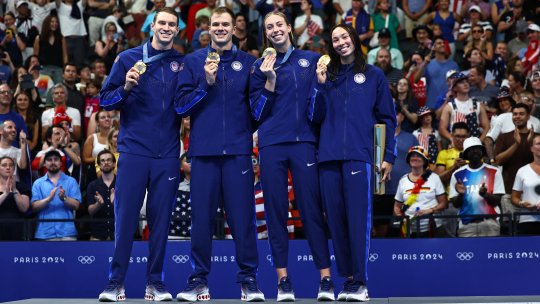 PARIS 2024 – Nataţie: Aur şi record mondial pentru SUA în proba de 4x100 metri mixt