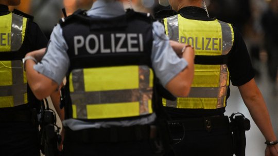 Un hotel s-a prăbuşit în Germania, nouă persoane ar putea fi prinse sub dărâmături