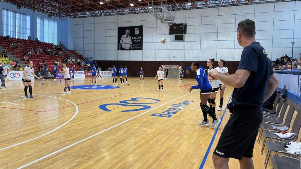 Handbal: Corona Brașov a pierdut primul meci din noul sezon al Ligii Florilor