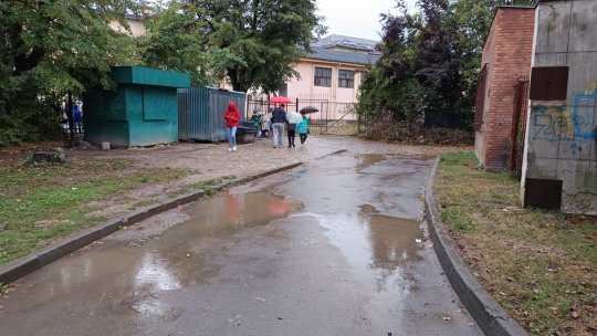 Nemulțumiri ale părinților și la Școala Gimnazială nr. 2 din Brașov | FOTO