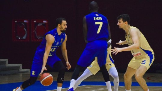 Baschet: Corona a debutat cu o victorie