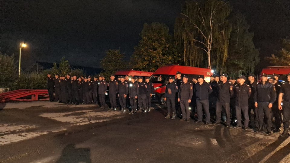 Aproape 1.000 de pompieri din 27 de unități subordonate IGSU au fost dislocați în sprijinul salvatorilor de la ISU Galați