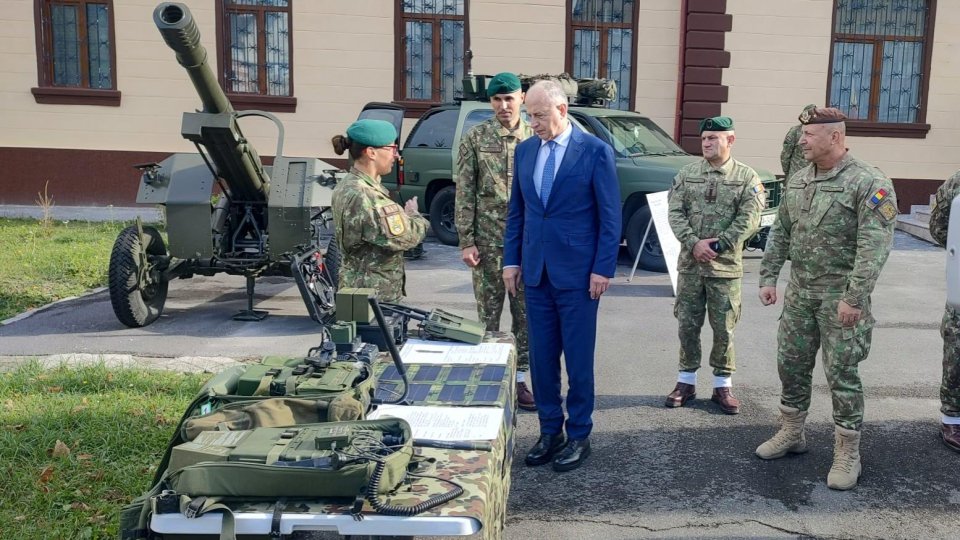 Mircea Geoană a demisionat din funcţia de secretar general adjunct al NATO