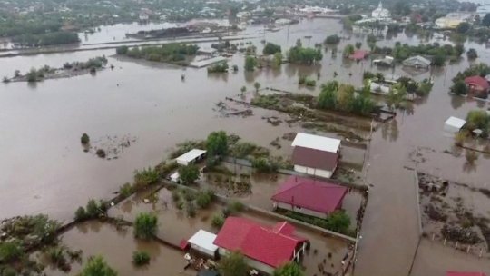 Cod portocaliu de inundaţii pe râuri din judeţele Harghita, Mureş, Covasna, Neamţ, Bacău şi Vrancea