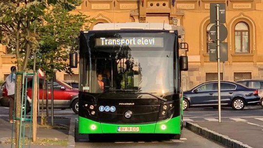 De marți vor circula din nou autobuzele „Transport elevi”
