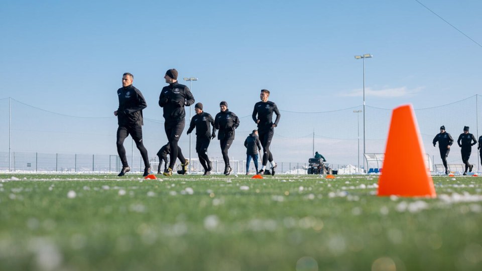 Fotbal: Arbitrii brașoveni se pregătesc de startul Superligii