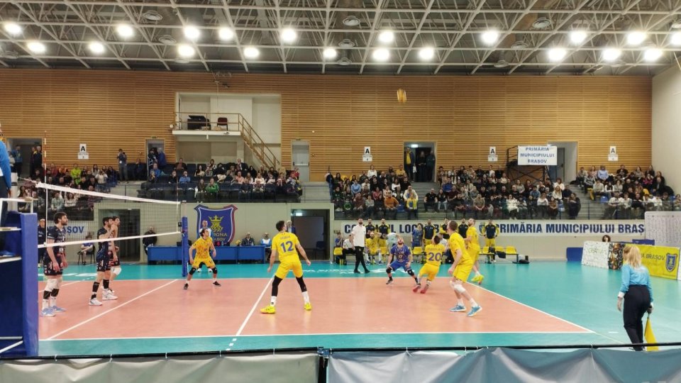 Volei: Corona Brașov a pierdut prima manșă din play-off-ul CEV Cup