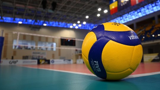 Volei feminin: Duel în deplasare pentru Corona