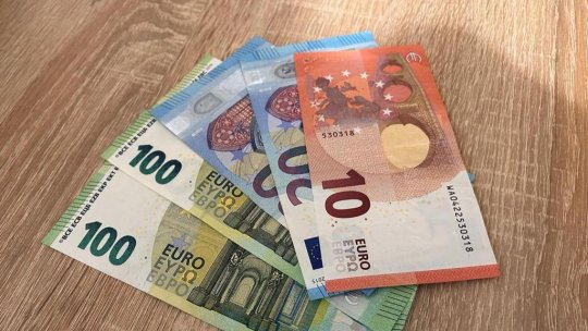 Tentativă de mituire: Doi tineri reținuți în Poiana Brașov