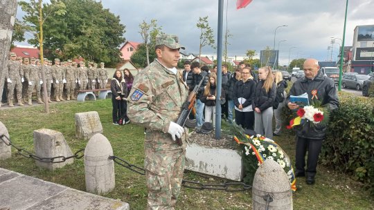Festivitate la monumentul din Bartolomeu