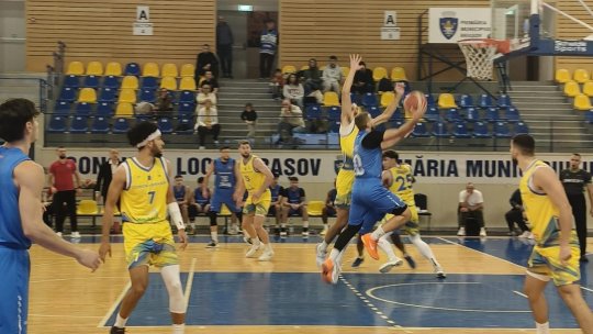 Baschet: Corona a debutat cu victorie în Liga Națională
