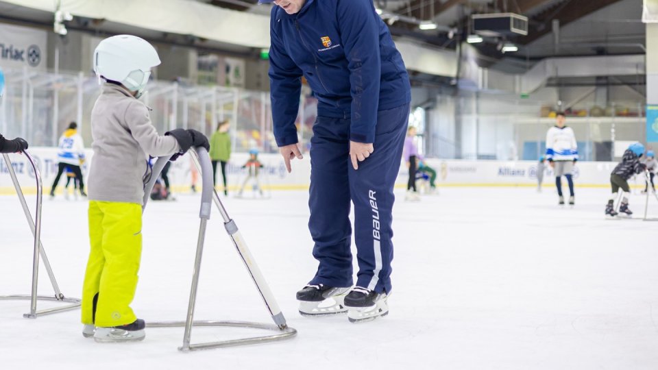 Înscrieri la cursurile gratuite de inițiere în patinaj